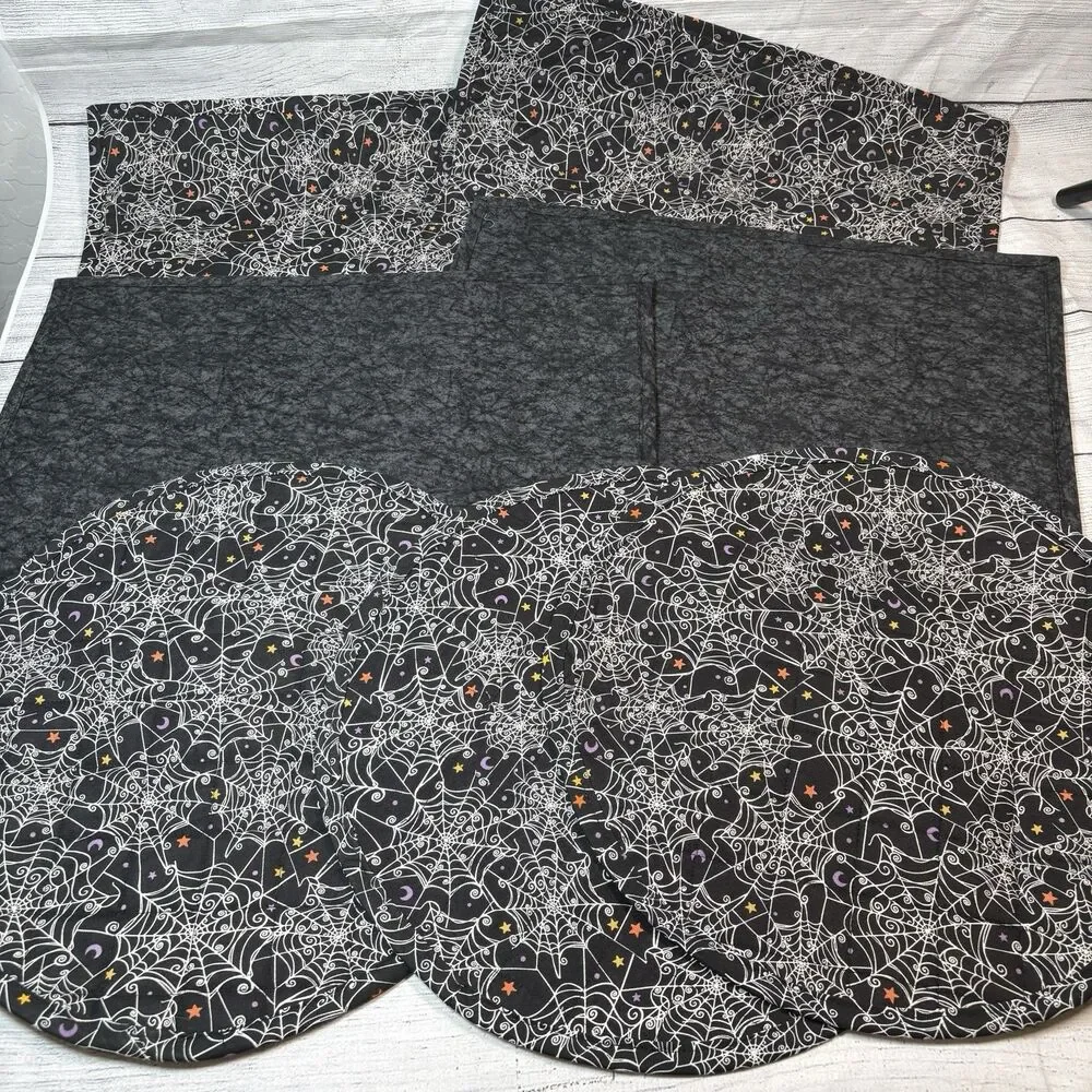 Hand Made Placemats Set of 7 HALLOWEEN Quilted Haunted Mansion Hocus Pocus Webs